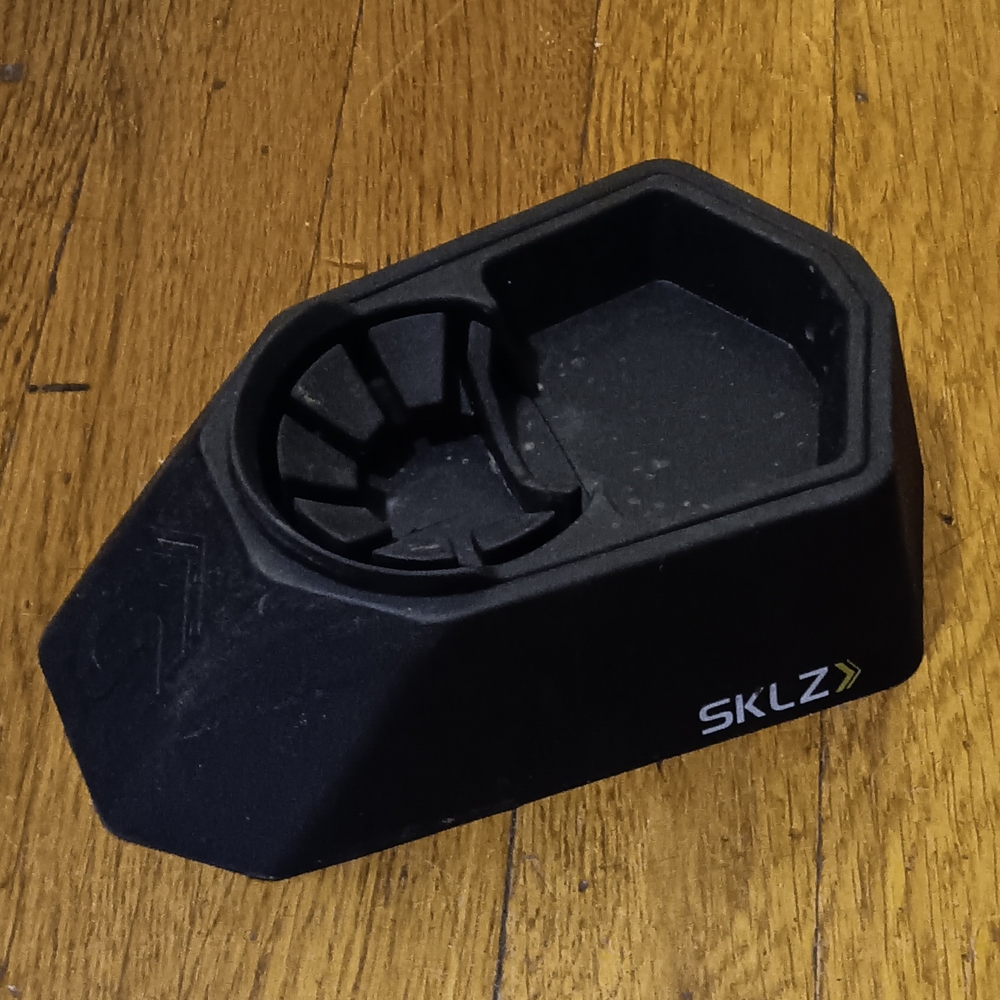 SKLZ Universal Kicking Tee + Wilson Heavy-Duty Pro Style Kicking Tee